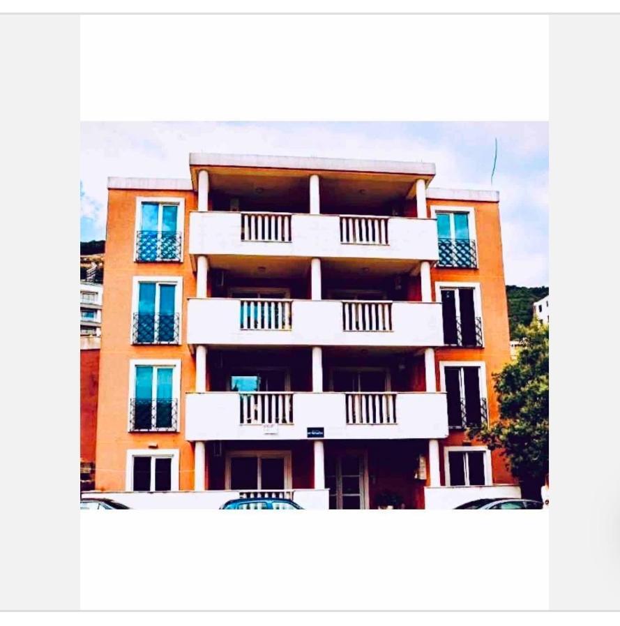 Monte Star Apartments Budva Eksteriør billede
